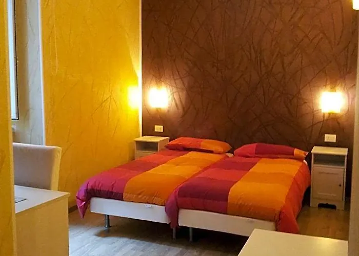 In Piazza 4*